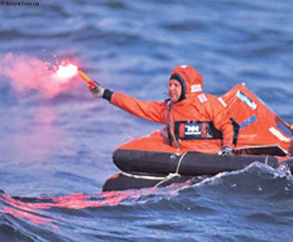 > <p>Ситуация с туристом вполне очевидна, он сам пошел в тайгу, а вот с авиалайнером дело сложнее — пассажиры ни в чем не виноваты, если в самолете откажет навигационное оборудование.</p><p> Случай с самолетом вполне реальный. У пассажирского самолета, выполняющего рейс над степным Поволжьем, отказало навигационное оборудование. Отключилось все. Ориентироваться над степью очень трудно. И только благодаря маленькому магнитному компасу в приборной доске экипаж смог выйти на город с аэродромом и благополучно приземлиться.</p> 