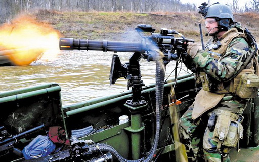 Револьверные пушки Гатлинга